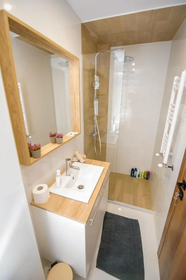 Dreamy Apartment City Center 12 Thesbnbgr Salonic
